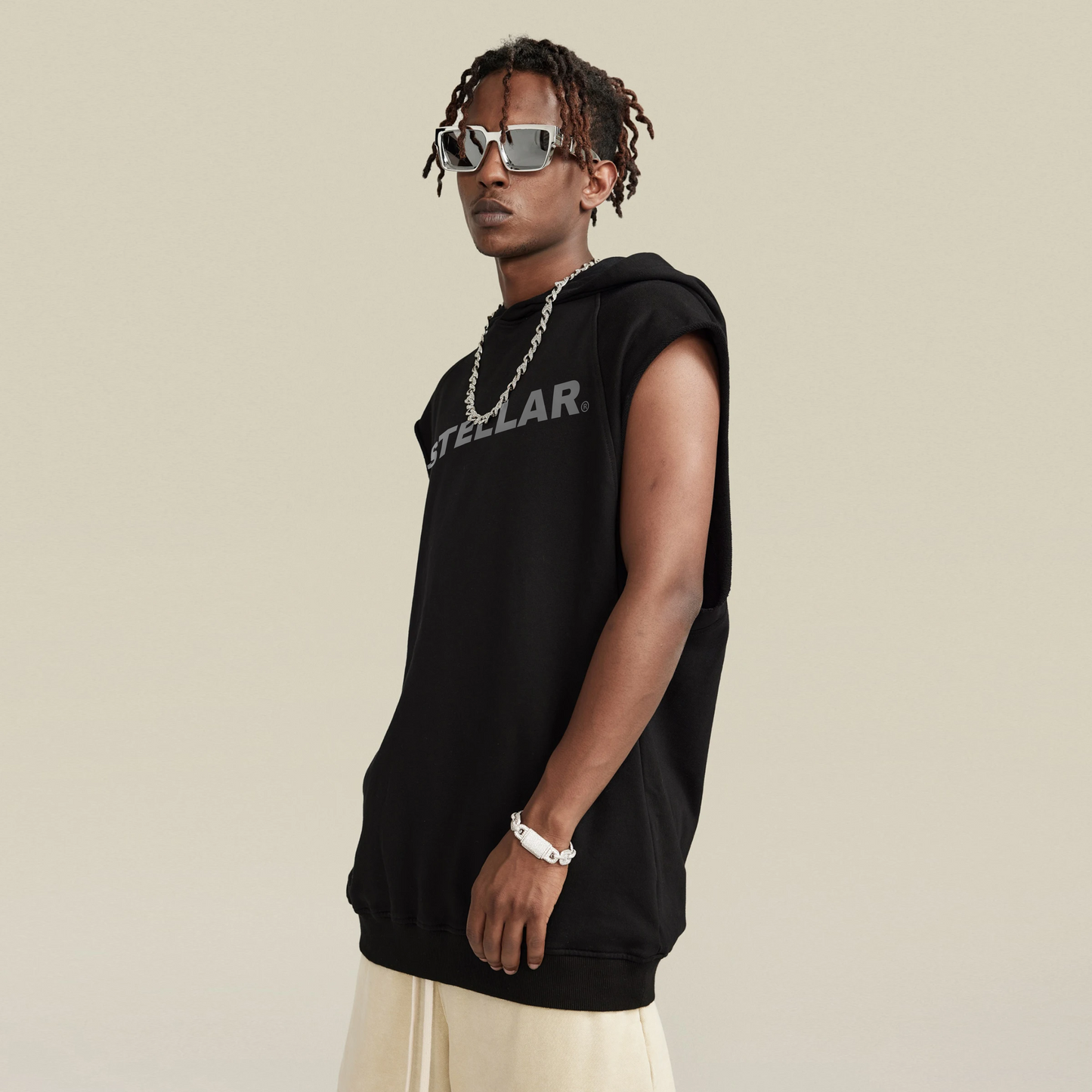 Cut-off Hoodie